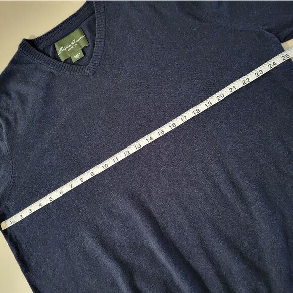 Eddie Bauer Cotton/Cashmere Men's V-neck Navy Sweater - Picture 4 of 11